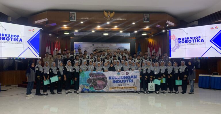 Kunjungan Industri SMK Darul Muqomah Jember ke LSO Robotika UMM